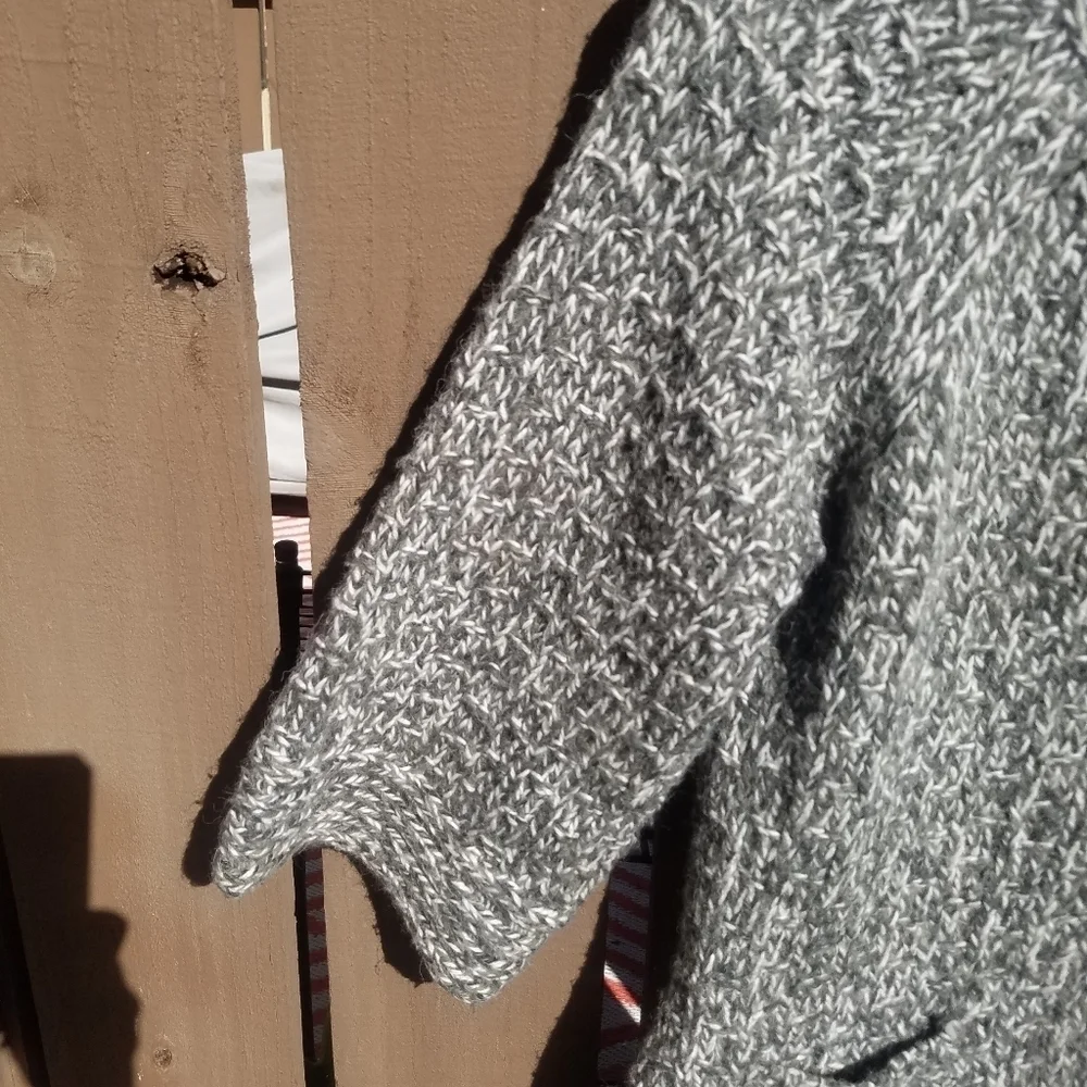 FWM fenn Wright Mason cardigan sweater
